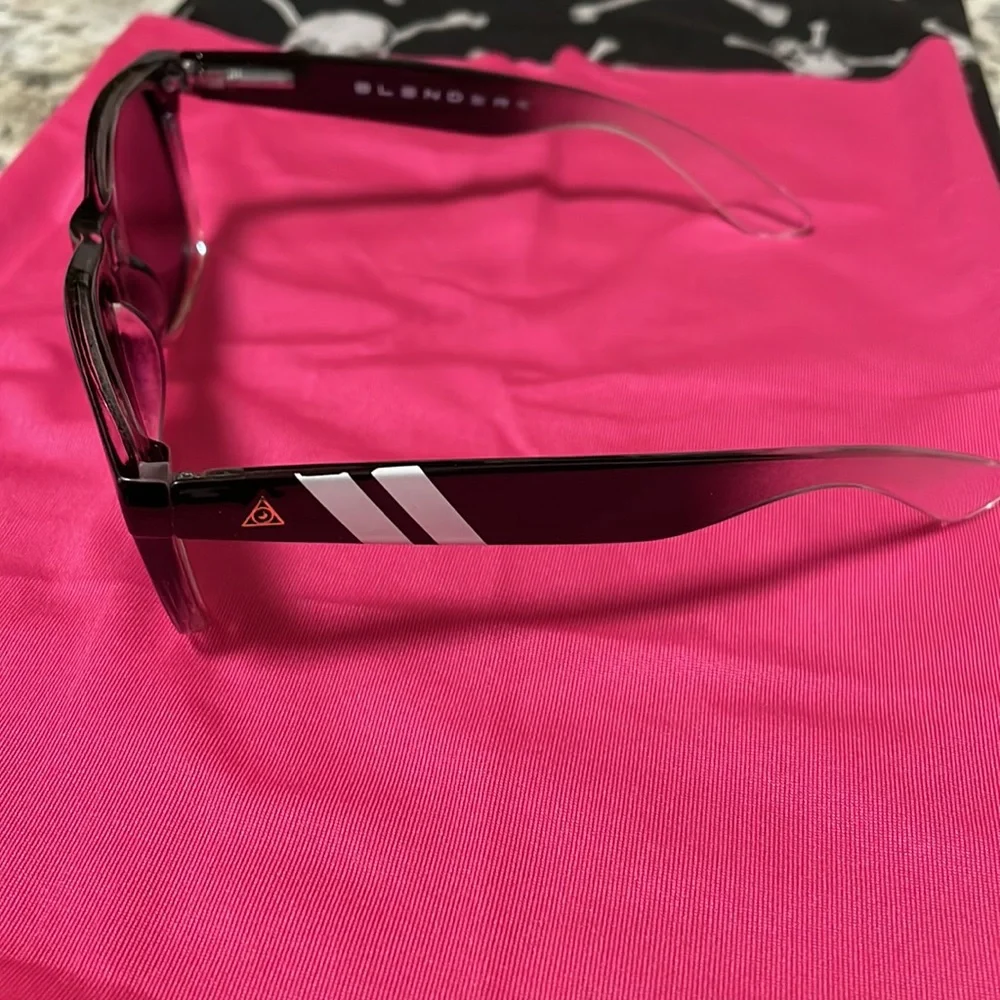 🤑SOLD🤑Blenders M Class // Tipsy Goat Polarized Sunglasses - Picture 2 of 8